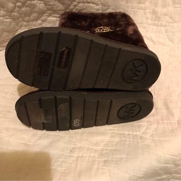 New Michael Kors Kids brown suede for trim winter boots - Picture 6 of 6
